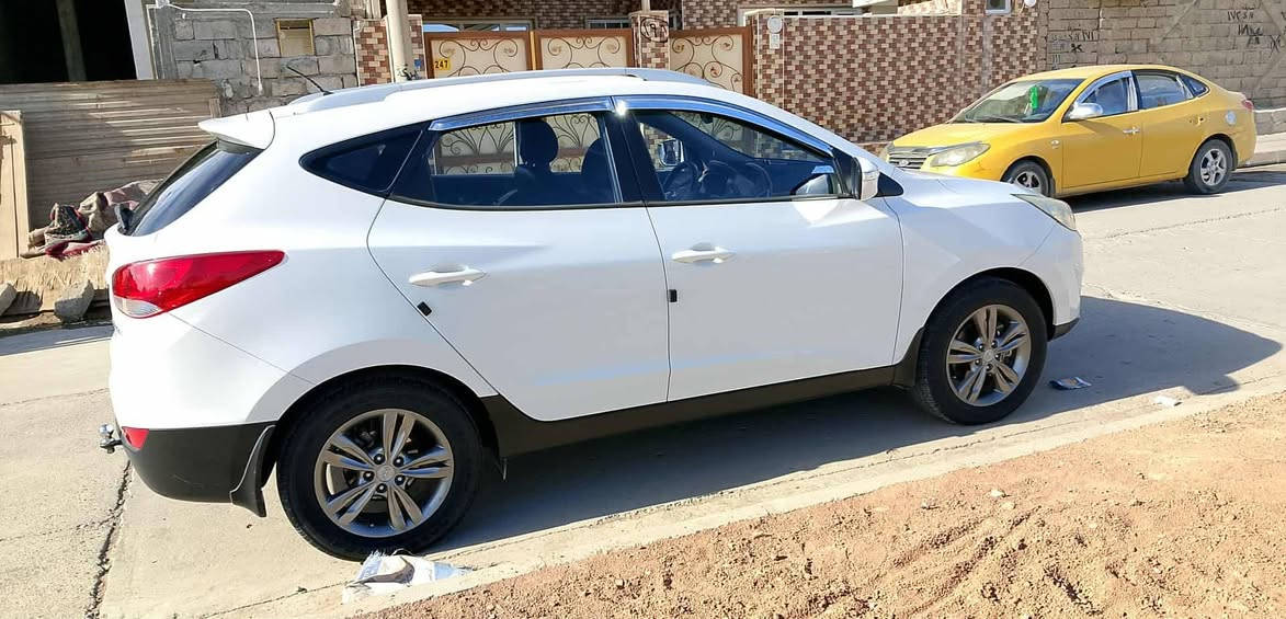 Hyundai Tucson 2013
Car specifications:  مواصفات سيارة 
engine محرك 20دوش:  
محرك شرط كير شرط
بدون ضرر فقط تقليم صبغ صغيره 
number Erbil رقم اربيل الماني دولي 
شاشه ايبات كامرتين خلفيه كاميره مربوطه بل شاشه وثانيه بالمرايه 
تحكم سترين 
(اطلب سعر عجبني ابيعگ) استفسار اكثر راسلني خاص مكاني موصل ايسر


**إذا كنت صاحب هذا الإعلان وتريد حذفه لأي سبب، رجاءا أرسل رسالة إلى الدعم الفني**