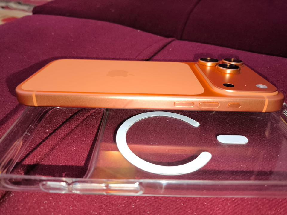 السلام عليكم 17 برو ماكس ايسم مكلف بل نشر خاص ماكو ***********
