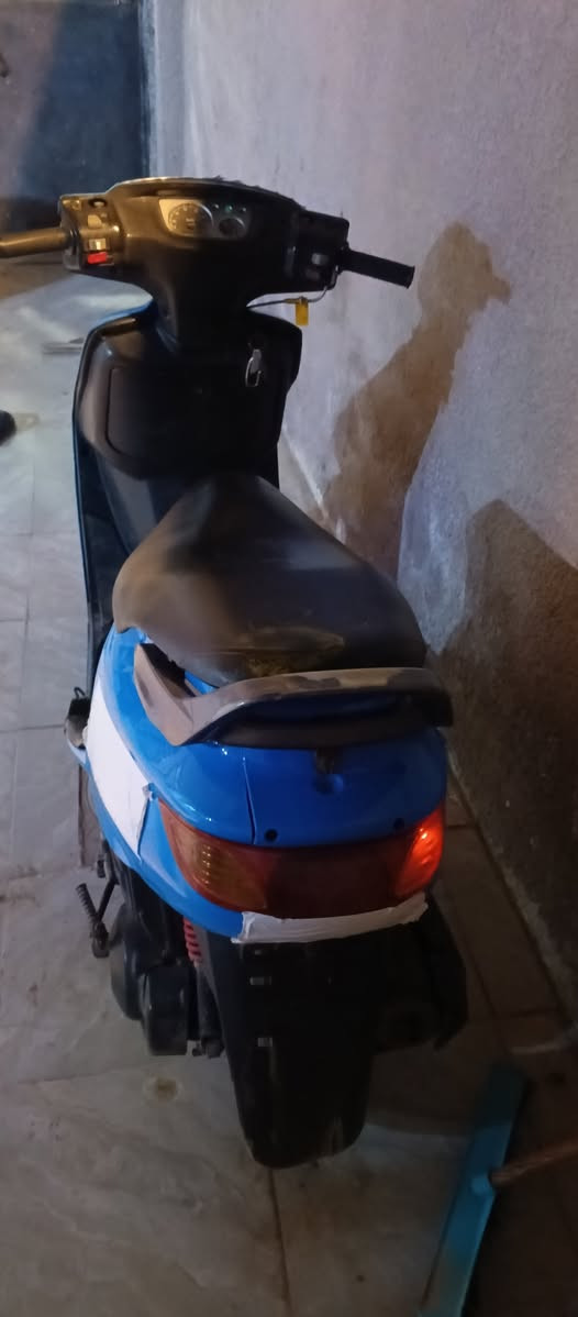 سلام عليكم من رخصه الادمن دراجه فراشه للبيع نضيفه كهربائيات كامله عوزه بس شخاطه وتشتغل سلف تخم تاير جديد سعر500 مكاني بصره حي الاصدقاء رقم. ***********
