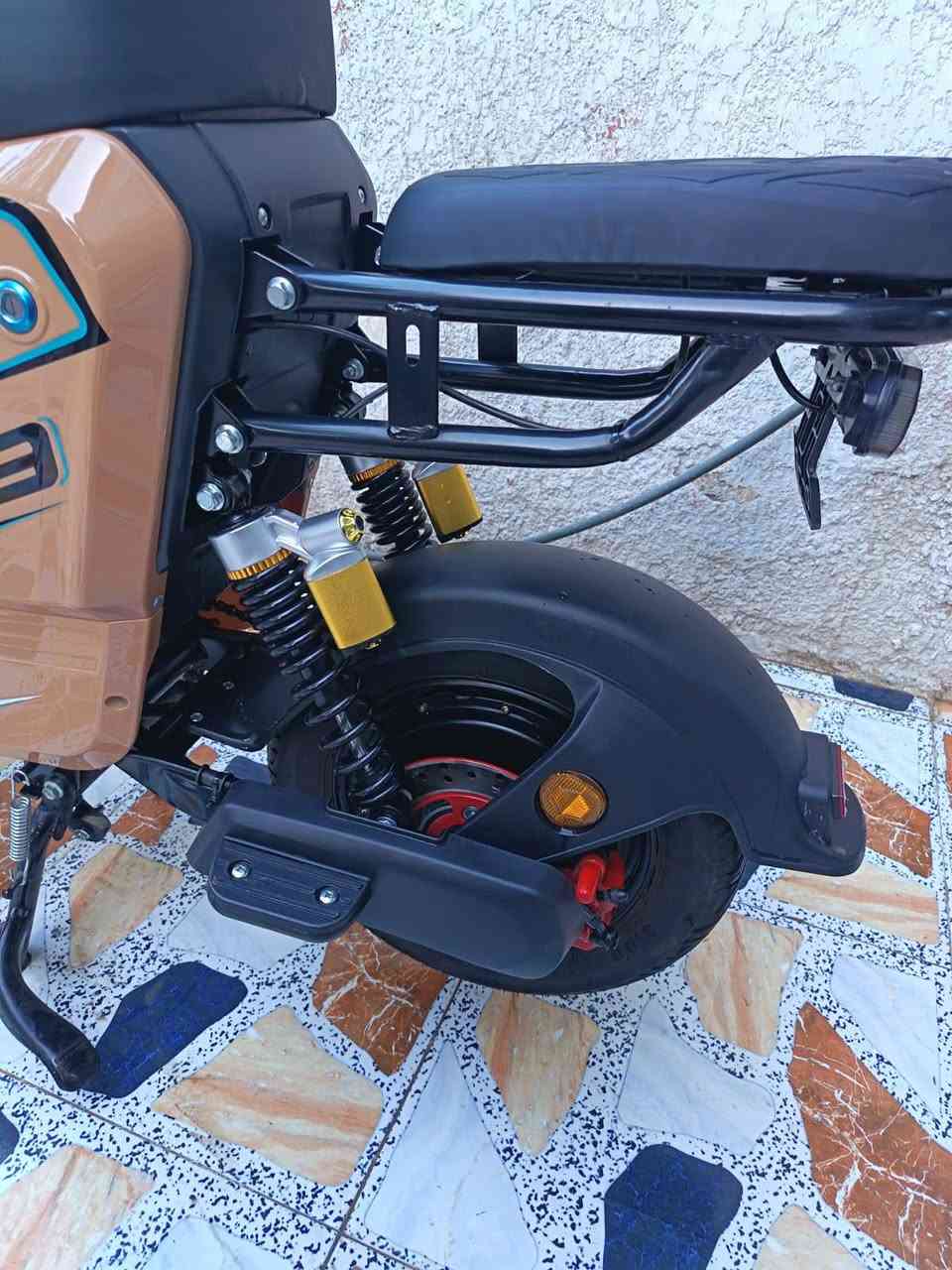 السلام عليكم دراجه شحن زيرو مماشيه ابد للبيع السعر 500العنوان ديالى بعقوبه التحرير للاستفسار الاتصال على الرقم ***********
متوفر واتس بالرقم
