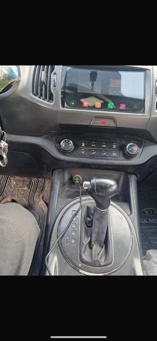 السلام عليكم سبورتج موديل 13 سيارة مكفولة كفالة عامة  خليجي وسونار موجود داخل الصور رقم بغداد السعر 155وبيها مجال  مكلف بالنشر خاص مااجاوب اتصال***********
