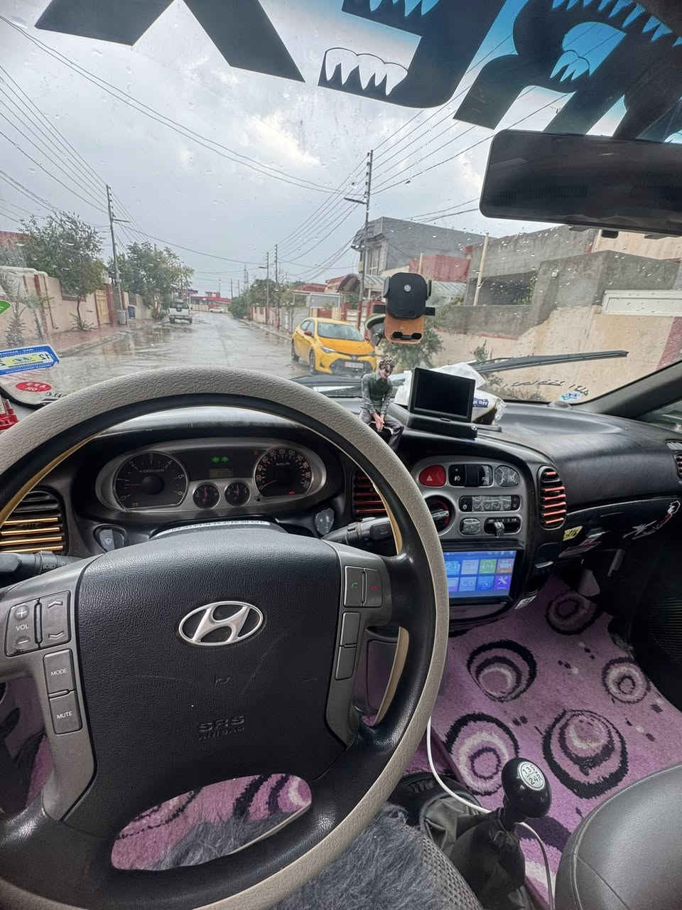 ستاركس سياحي 2007 بلاد مسكر گير عادي 
گير ومحرك كفاله / شواصي بلاد كفاله لا مكسر ولا تعمير /صدر جديد / گير ومحرك مكفول / تخم تايرات جديد/ بيها قطعتين صبغ جاملغ خلفي وباب اسلايد فقط بدون اي ضربه ودواخل / سنويه ورقم جديد باسمي لحد 2030 / هيئه وغرامات مصفره / تبريد وتدفئه شغال مضبوط / سبع الوان / سياره مناقصهه برغي سيبايه ودرع ودرج / 
السعر 95 وبيها مجال
مكاني ديالى / خانقين
***********
