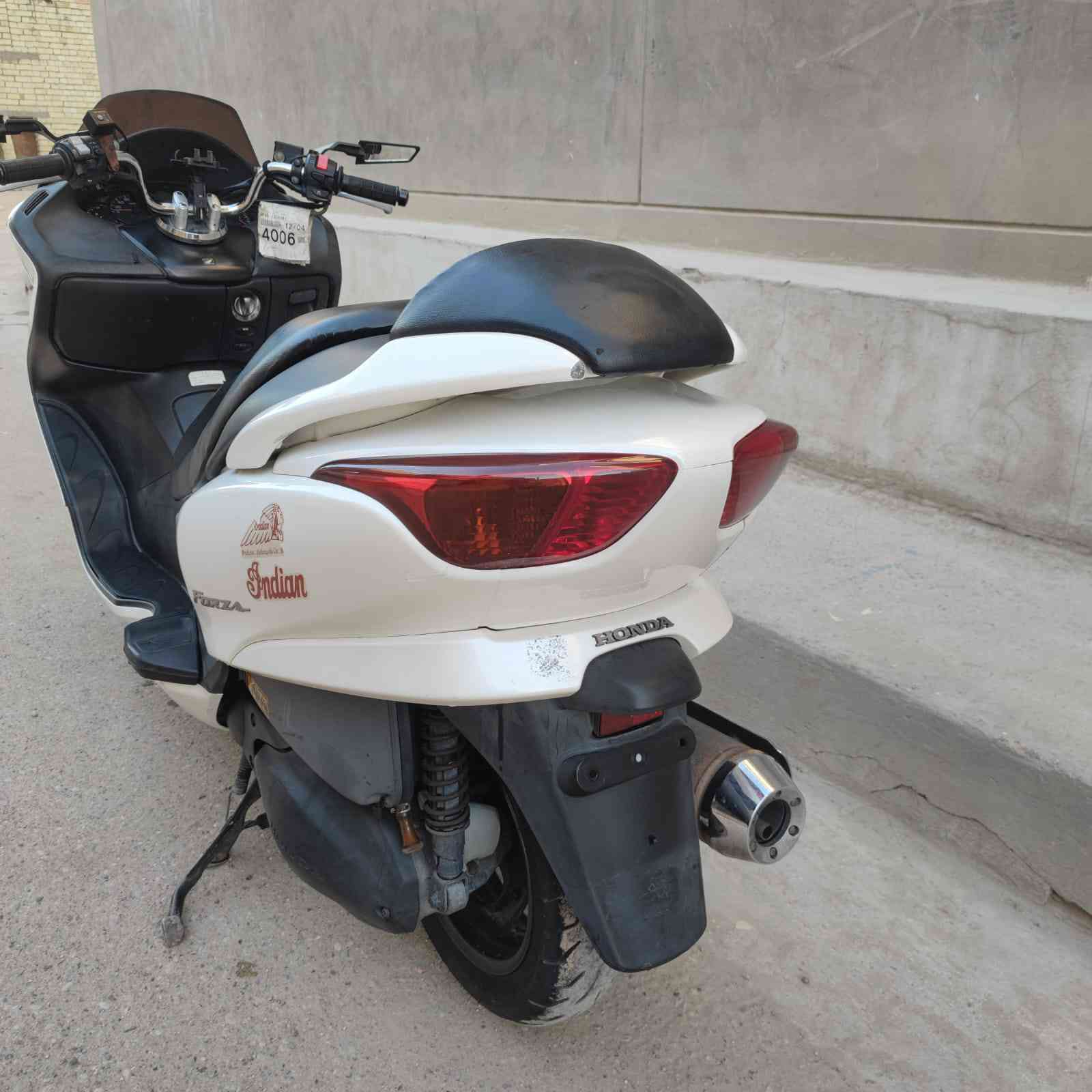 السلام عليكم
دراجه فورزا 0.8 6 كير 3 تحويلات مكفولة كفالة عامة للاستفسار على الرقم ***********
