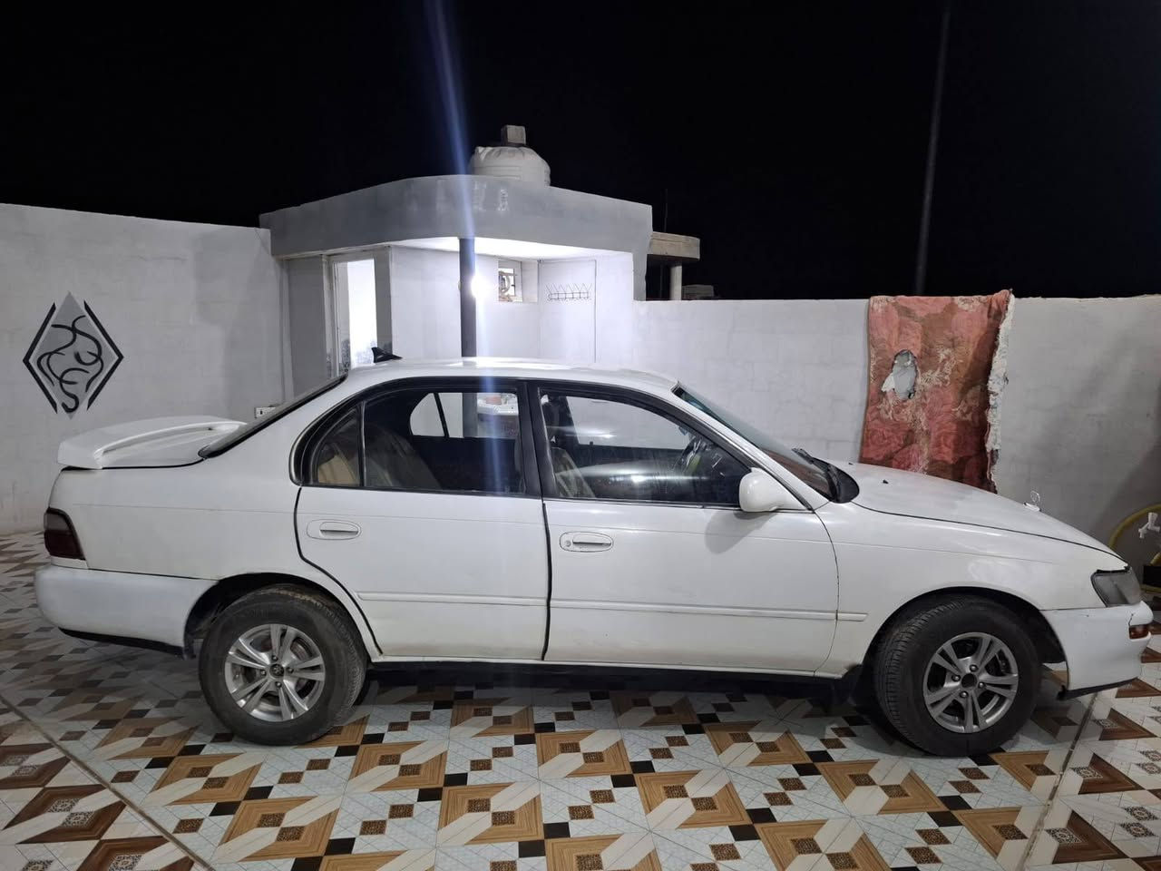 السلام عليكم كورلا 93 رقم بغداد الجديد سنوية لل 28اي نقص مابيها تراي وين متريد صدر امامي خلفي جديد تخم تاير جديد كير محرك على القول سيارة مال جناي السعر خاص ***********
