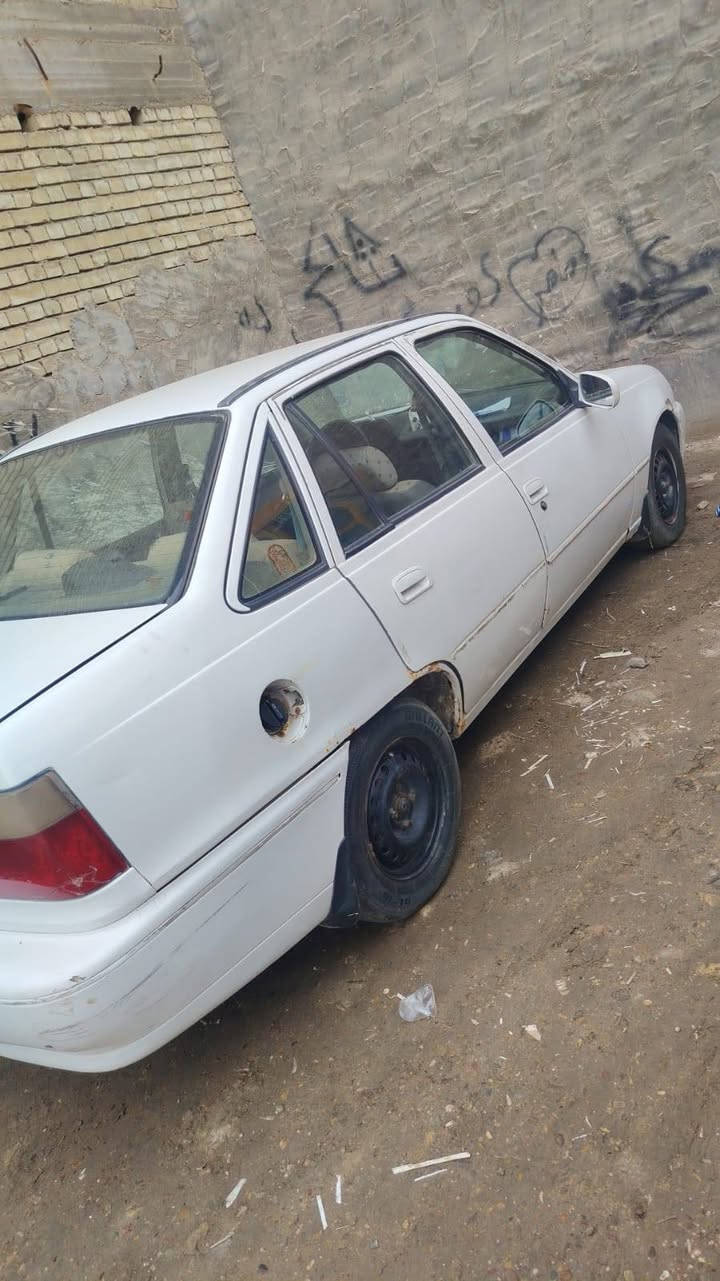 سلام عليكم دايو سلو موديل 96 جاهز رقم بغداد الجديده كير أوتوماتيك سعرهه 27 مكان السياره الغزاليه ***********
