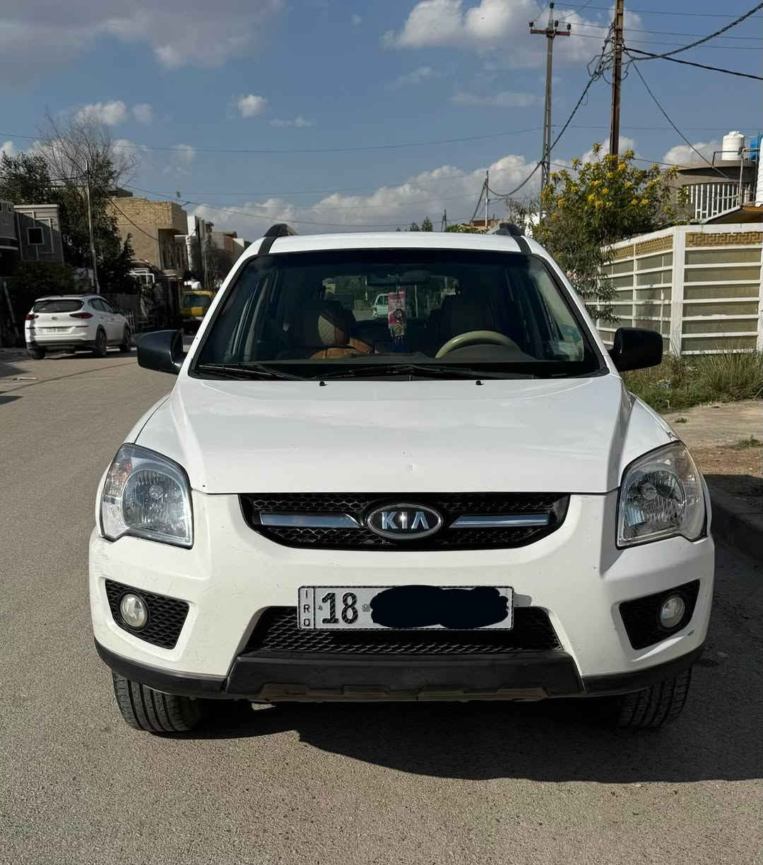 سبورتج خليجي 2009 للبيع 
سياره حلوه ونظيفه 
محرك 2000 دوش 
رقمها بابل الانكليزي الجديد
باسمي تحويل ثاني يوم
مكان السياره بغداد المحموديه 
سعرها 117 وبيها مجال 
للاستفسار اكثر الاتصال على الرقم *********** بغداد, العراق
