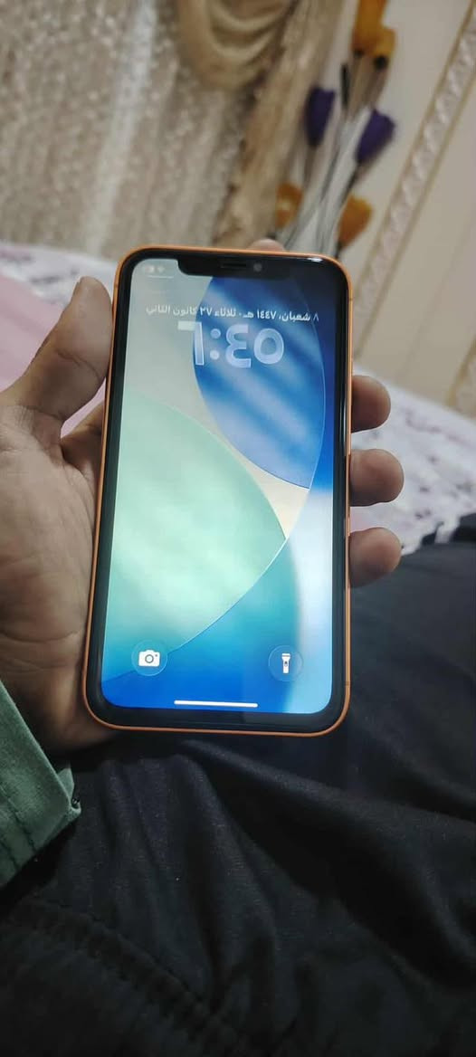 سلام عليكم ايفون 11محور17ذاكره 64مبدل بطاريه شرط ماتصرف ابد احسن من ال بلادي وشاشاه حلوه للمراوس***********
