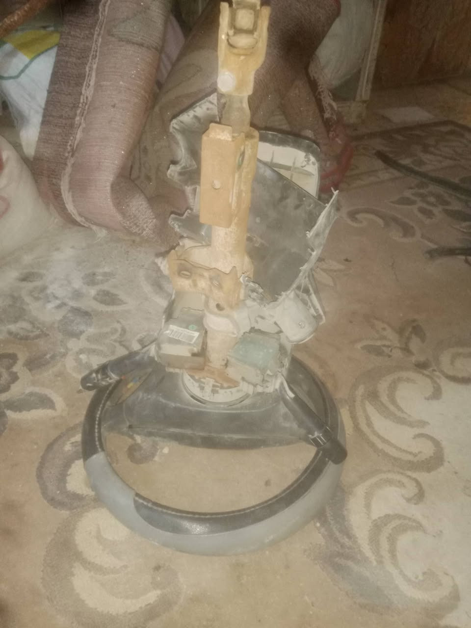 *********** مكاني العماره وتاتكي بانزين ومشط موجود واتساب متواجد
