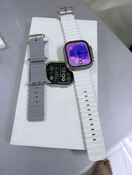 السلام عليكم 
ساعه ابل الترا 2 البطاريه 100‎%‎ النظافه100‎%‎ الملحقات الاصلي كامله
تجي بهالشكل الموضع مع سيرها ocean band الابيض
مكاني ناصريه مركز يوجد توصيل
***********
