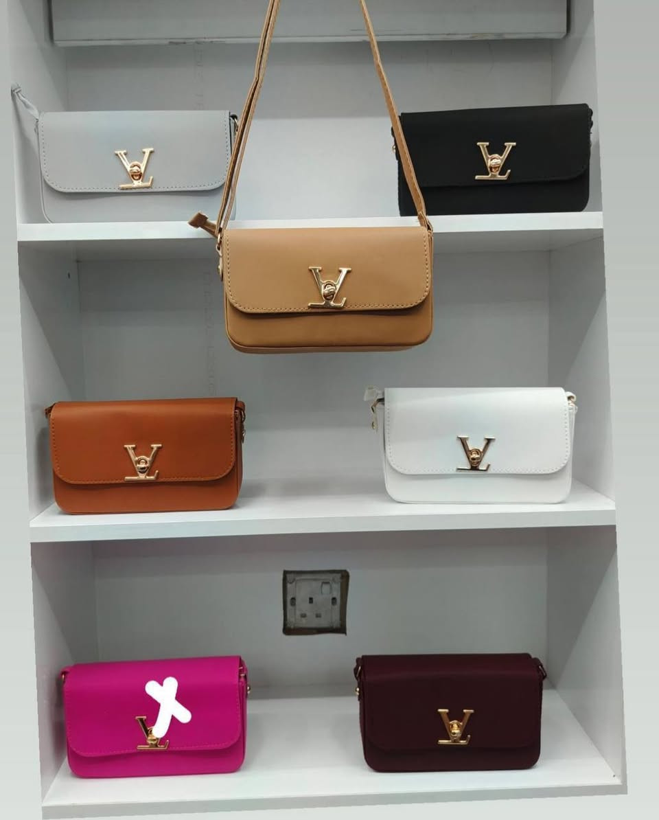 ✨🔥 عرض يجننن 🔥✨
لا يفوتكم هالسعر!
سعر القطعة بس 5,000 دينار وبس 😍
إي نعم خمسة آلاف فقط!
والتوصيل لكل محافظات العراق 🇮🇶
وسعر التوصيل هم بس 5,000 دينار 🚚
الكمية محدودة والطلب دا يزيد 💨
راسلونا هسه واحجزوا قبل لا تخلص الكمية 💌

الأصحاب جمله التواصل معنا ع واتساب +964 771 746 0771 746 8884
