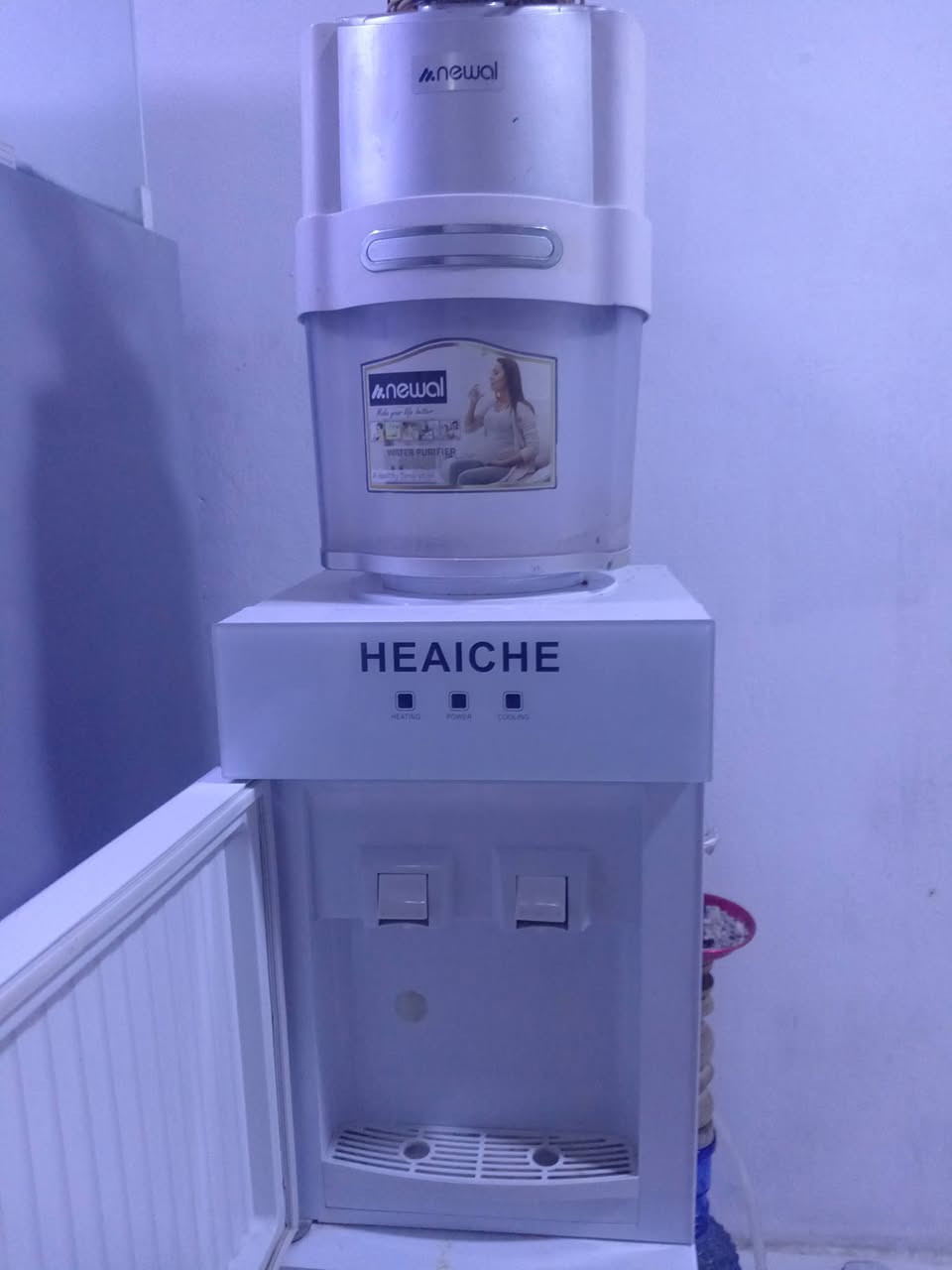 للبيع براد ماء كلش نضيف اخو الجديد السعر 75 قفل
الشراي يخابر ***********
