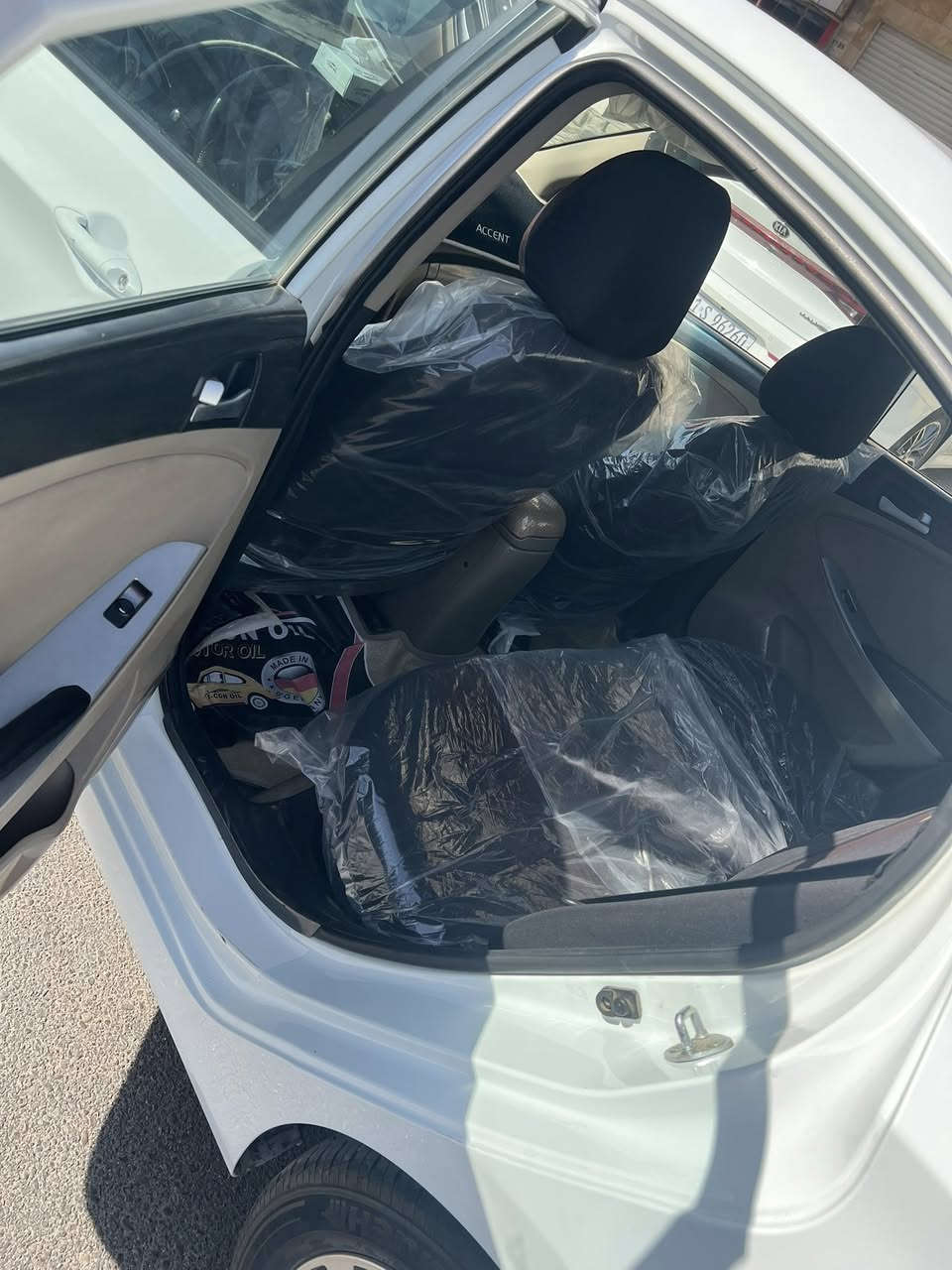 اكسنت موديل2016 مكفوله محرك 1600 وارد خليجي سعر118 بيها مجال  

***********
