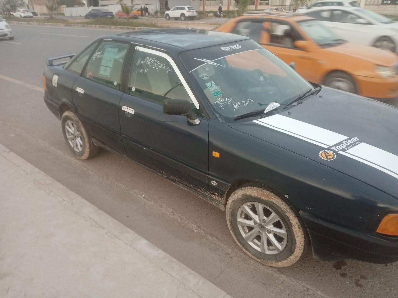 سلام عليكم للبيع اودي موديل 91محرك كير شرط حار بارد يوجد كاربون سياره وضع شركه السعر 27 بيها مجال *********** المكان حي القاهره
