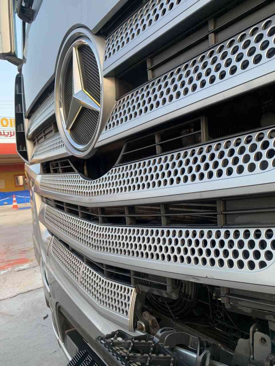 موديل 2018 حجم 18/45
كاميرا حساس سلاجه 
ساقف ليزار باردا كارباي 
لايت زينون علمه ضويه سبليت خازن
تاخم تاير و تاخم ويل كروم
***********
