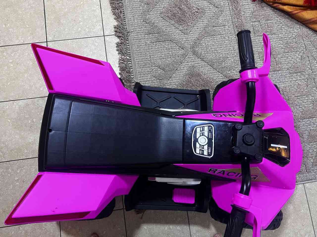 دراجة شحن
استخدام اقل الاسبوع 
عالفحص 
مع شاحنة
نظام تحكم ذاتي وريمونت
بلوتوث 
هدية اجتنه من بلجيكا
ابيعه ب١٦٥
اي خلل ترجعه
***********
