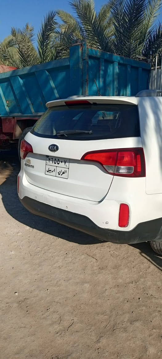 سورنتو 2015 رقم اربيل 2400 مكفوله وحلوه وجديده تفاصيلها موضح بالسونار سعر السياره158 وبيها  مجال  بسيط ***********//***********
