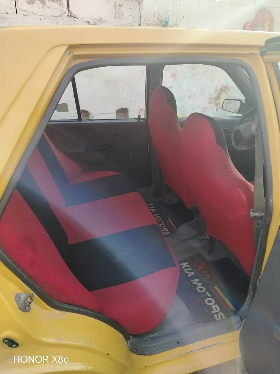 سلام عليكم سايبه موديل ١٥ تخم تاير جديد تبريد شغال مكينه خير من الله شواصي مكفوله بيه بس جاملغ خلفي سعر 38 وبيه مجال مكانه شعله رقم ***********
