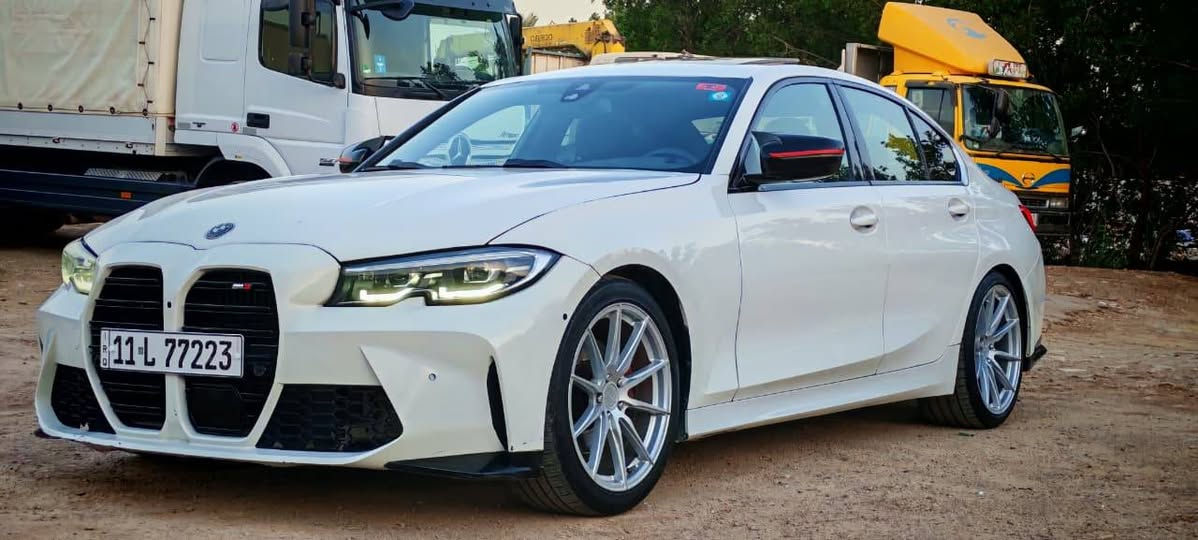 السلام عليكم . Bmw 2021 . 330i ماشيه 40 ميل محرك ٤ سلندر توين تيربو صاروخ ارضي  محرك كير مكفولات رقم بغداد مميز [توويل]
حادث . بنيد وجاملغ خلفي صبغ . تبديل باب خلفي نفس اللون بلادي تصليح بسيط باراس شاصي
المواصفات . فتحه . جلد. بصمه بوب بصمه تشغيل .هيتر كشن كشن الاماميات كهرباء ردارات حساسات قطعتين تبريد مري تنزل ببك الايت زنون عدسات متحركه بيه كلشي كلاشي السعر 210 قفل البيع او مرواس عاليه فقط
***********
***********
ملاحظه . سياره محدثه m3 دعاميه بلاديه. موجوده
