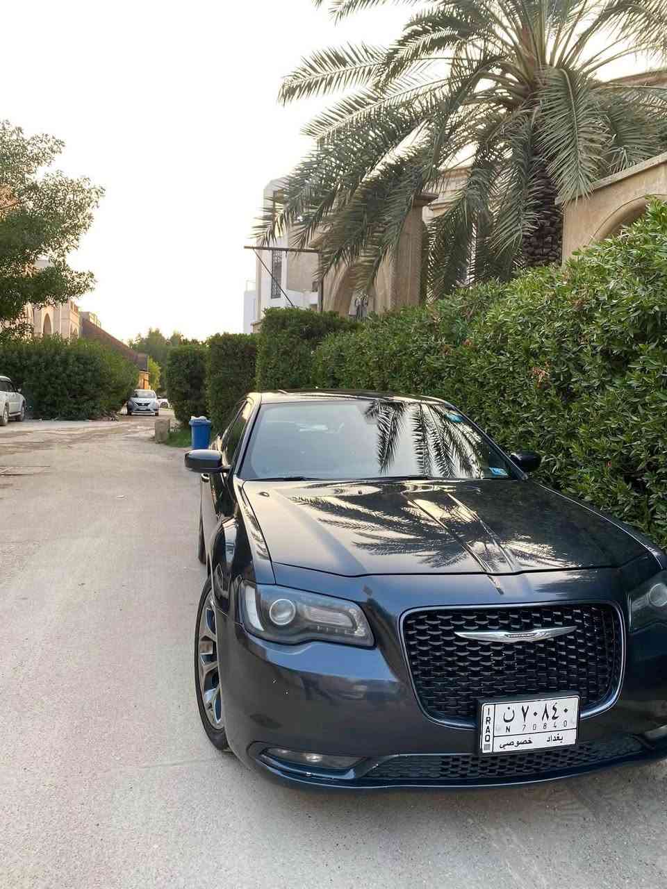 كرايسلر s300
موديل ١٨ 
بدون قطره صبغ 
مواصفاته 
بنوراما 
حساس امامي خلفي
حساس جانبي
مري هيتر واشاير
سماعات بيتس
دمام بيتس
كشنات تدفئه 
وباقي مواصافات معروفه
ماشيه ١٦١ كيلو
٢٥٥ وبيها مجال مكاني بغداد


**إذا كنت صاحب هذا الإعلان وتريد حذفه لأي سبب، رجاءا أرسل رسالة إلى الدعم الفني**
