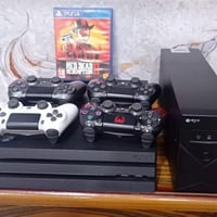 بلي 4 برو مهكر كامل ملحقاته مع 4 يدات ويبوبي اس مع 11 لعبه السعر 425 0...