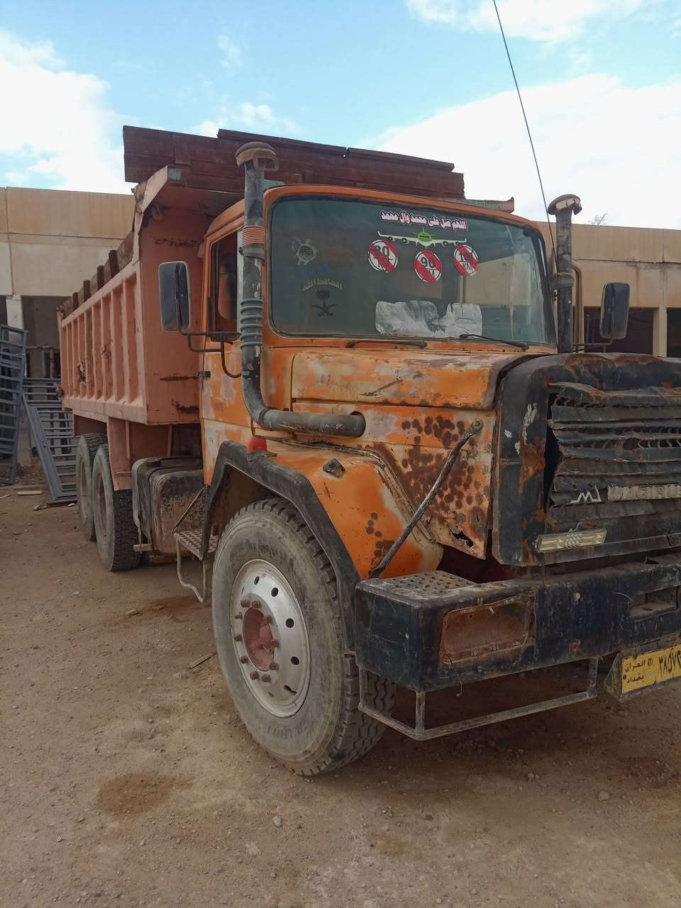 ماجروس للبيع
محرك وكير سكنيا مجموعة شتاير 

تخم تاير سنويه كظم عاج منتهيه ب2022

رقم اصفر0787 237 4197
