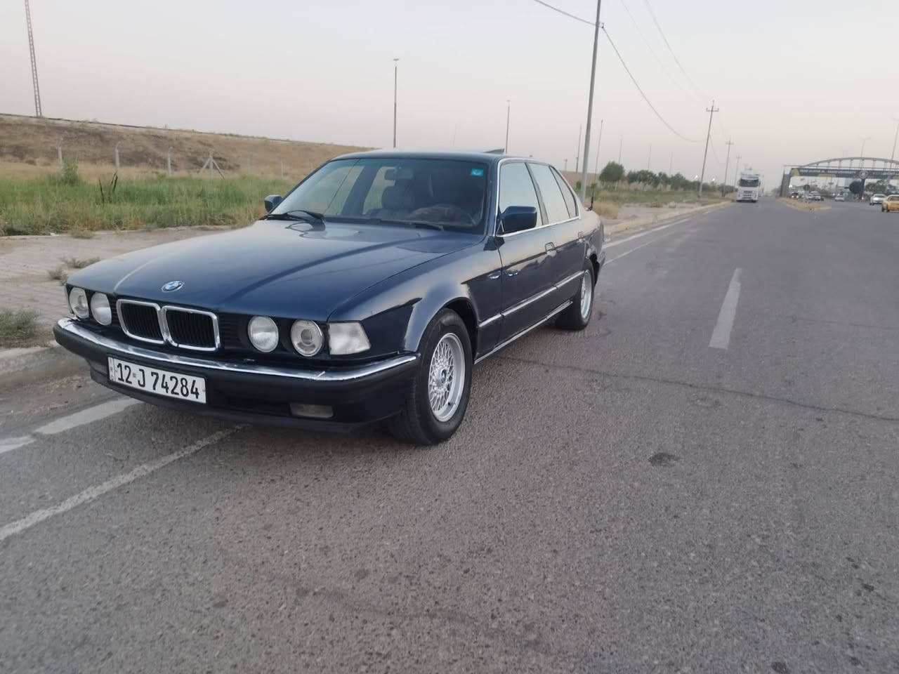 السلام عليكم بي ام 730 V8 اصل وفصل V8 رقم نينوى انگليزي سنويه جديد گير عادي تبريد ثلج سيارة بدون حادث شرط صبغ جمالية موديل 93 شرط كهربائيات كلها شغالة تخم تاير جديد تريد تحويل تريد وكالة شرط محرك لوك بلادي گير عادي سيارة ترايها يخبل السعر 55 بطاقة بانزين بيها مكان السيارة كركوك رقم مبايل***********
