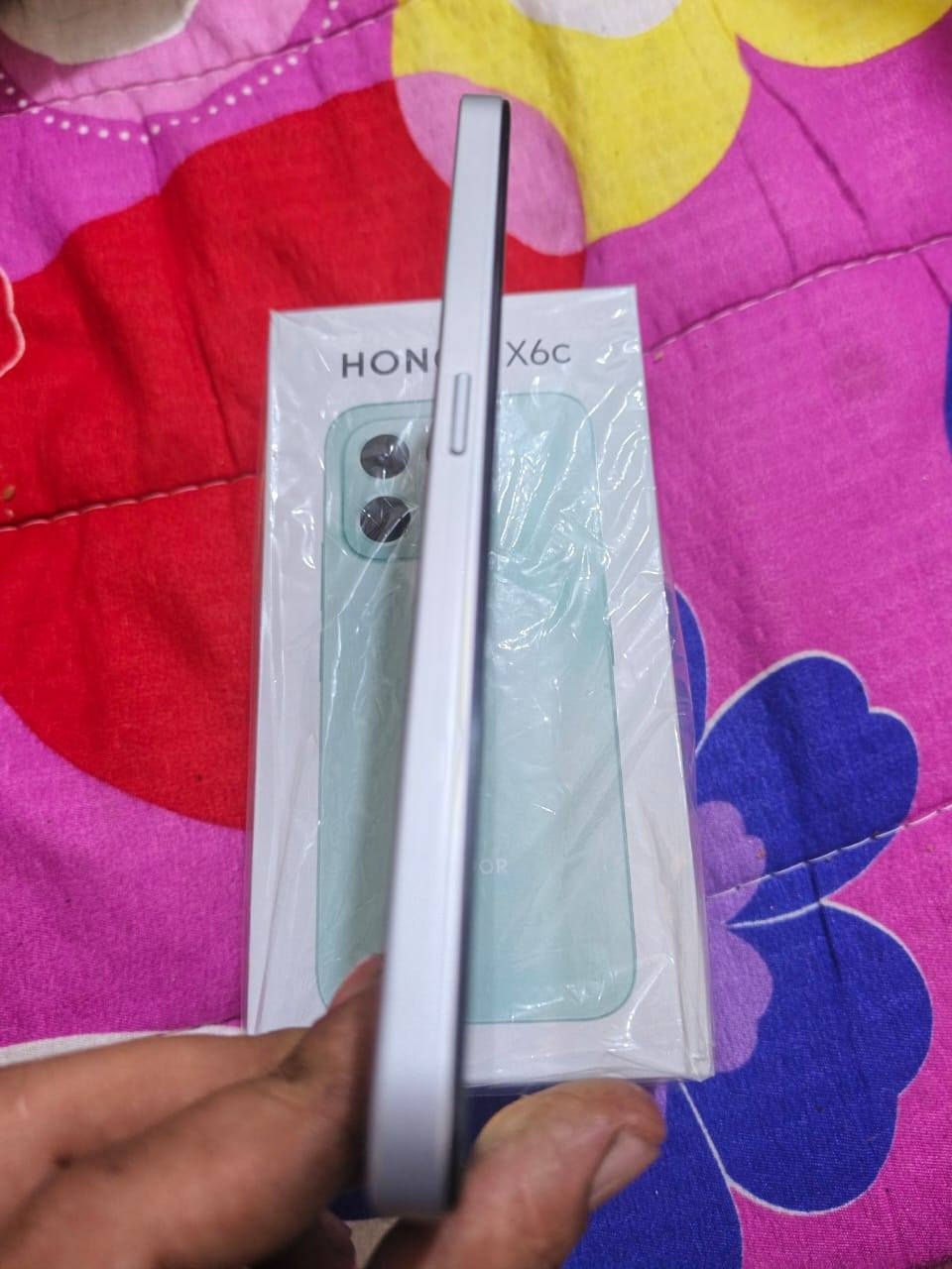 سلام عليكم جهاز كسر كارتون للبيع أو مراوس حسب القناعه


**إذا كنت صاحب هذا الإعلان وتريد حذفه لأي سبب، رجاءا أرسل رسالة إلى الدعم الفني**