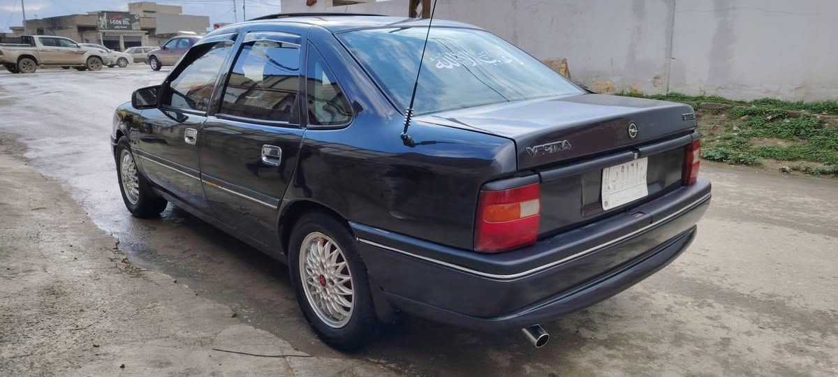 فكترا موديل 91 حجم 20 سنويه عضم كاربون بانزين تحويل من شرعي محرك وكير نضيف تنته باور قفل مركزي مطوزه بدون اي ضرر ومعجون جامات كهرب اربعه دسك السعر 44 وبيها مجال بسيط اي اسفسار لاتصال علا ارقم ***********
***********
