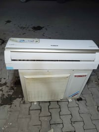 سبلت توسوت طن ونص شغال وكامل غازه مقفول غراضه كاملة تبريده ثلج فقط ملغ...