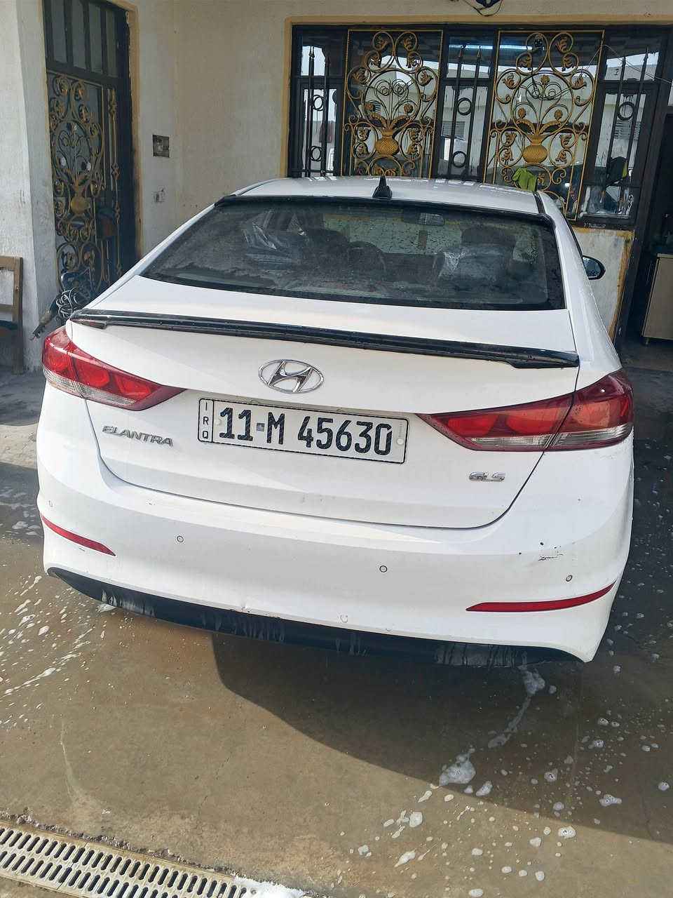 السلام عليكم النترا 2017خليجي باسمي فول مواصفات ما عده البصمه  سياره جاهزه من ايدك للشارع أحله من الصور صدر تخم تأير جديد عله وضع الشركه محرك 2000 هذا رقم الهاتف ***********
