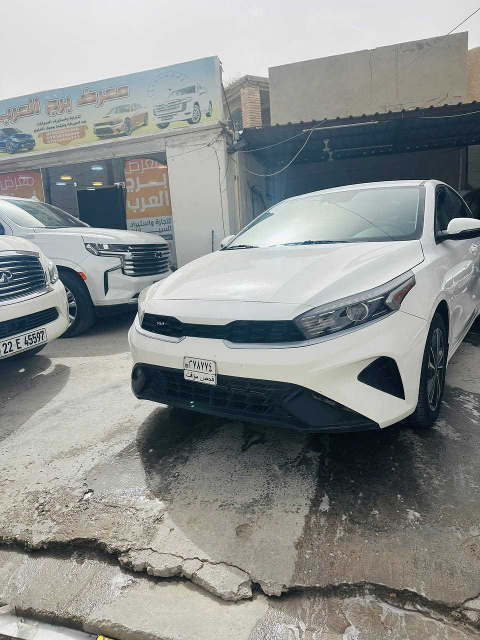 اللهم صل على محمد وآل محمد 
                        )🟡
🟢نوع السيارة: كيا فورتي

🟢موديل السيارة:2023

🟢فأت السيارة:  LXS

🟢الضرر: السيارة قطعتين صور الضرر مذكوره بالمنشور

🔴العنون:  سماوه حي الحسين لاربع سايدات 
معرض برج العرب التجاره السيارات

🟢لاتصال واتس ***********
***********
