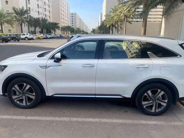 موديل 2021 كوري رقم بغداد تحويل مباشر 
مكفوله كفاله عامه من كلشي. 

ماشيه 82 الف كم حقيقي ع ايد وحده 

4 سلندر كاز 

مواصفات: 

بصمه تشغيل 

بصمه ابواب وصندوق 

ترحيب 

اشاير بالمري شفط كهرباء 

كشنات كهرباء جلد 

7 راكب 3 قطع تبريد

صندوق كهربائيّ 

لد امامي وخلفي 

شاشه وكامرة وحساسات 

ويل كـاب 

انظمة قيادة 

بيها بعد مواصفات 

رقم بغداد بإسمي تحويل مباشر 

سيارة جديده بحاله لزيرو 

السعر 245وبيه مجال ترهم مراوس 

المكان الناصريه قضاء الشطره

***********
