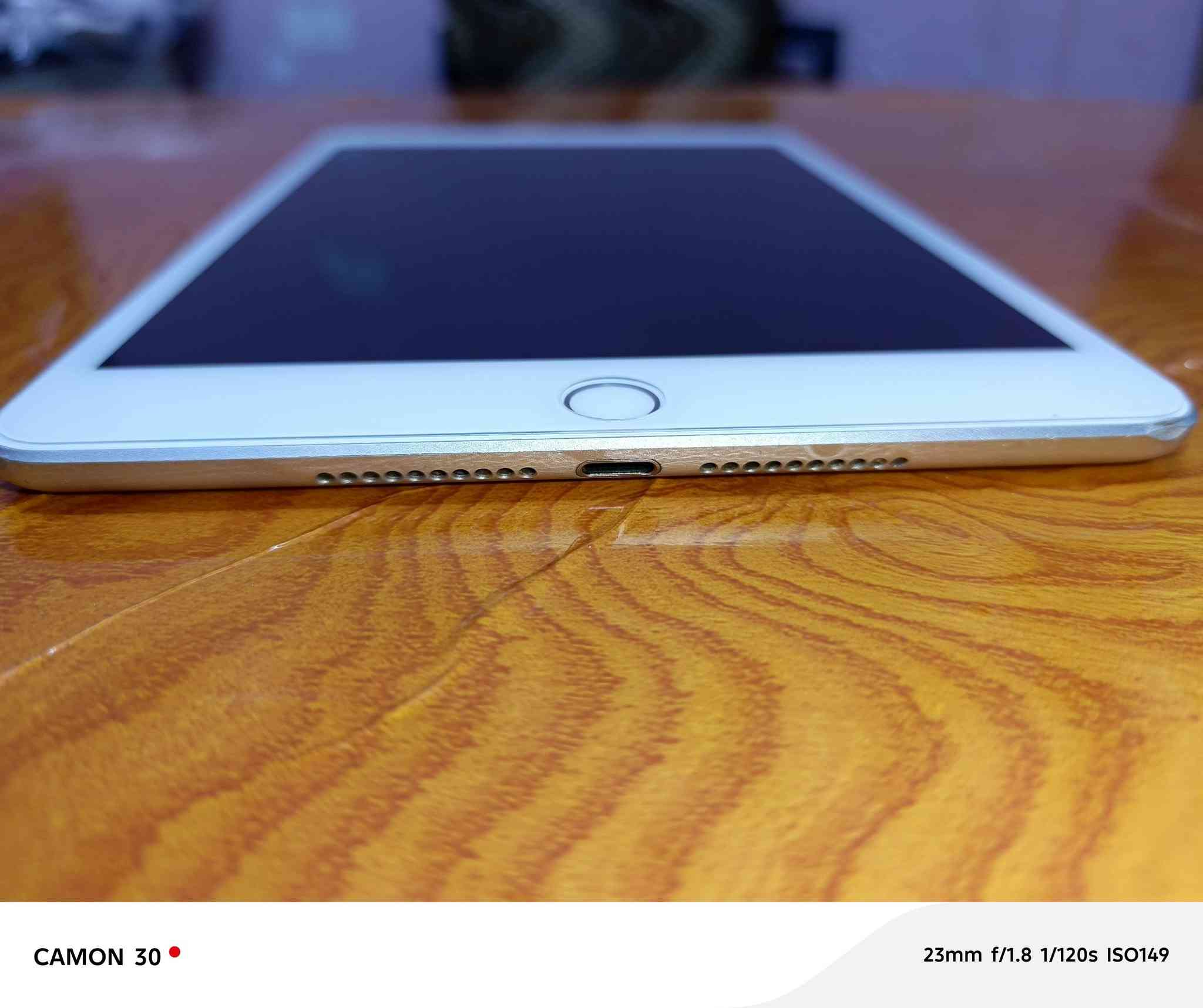 السلام عليكم
الوصف كامل 
ايباد مني فايف ذاكرة
(64) 
نسبة بطاريته 80/100
نضافه 85/100
مع كابل 🔋⚡شحن
الجهاز يخبل
الك ضمان فحص حاسبة
مفتوح مصلح بي خلل
تاخذ ابلاش

شراي تجي نروح اني وياك تفحص حاسبه

السعر 225
او مراوس مع ذاكرة اعله وانطي فرق

عنواني بصرة قبله شارع السوق الكبير

***********
***********
