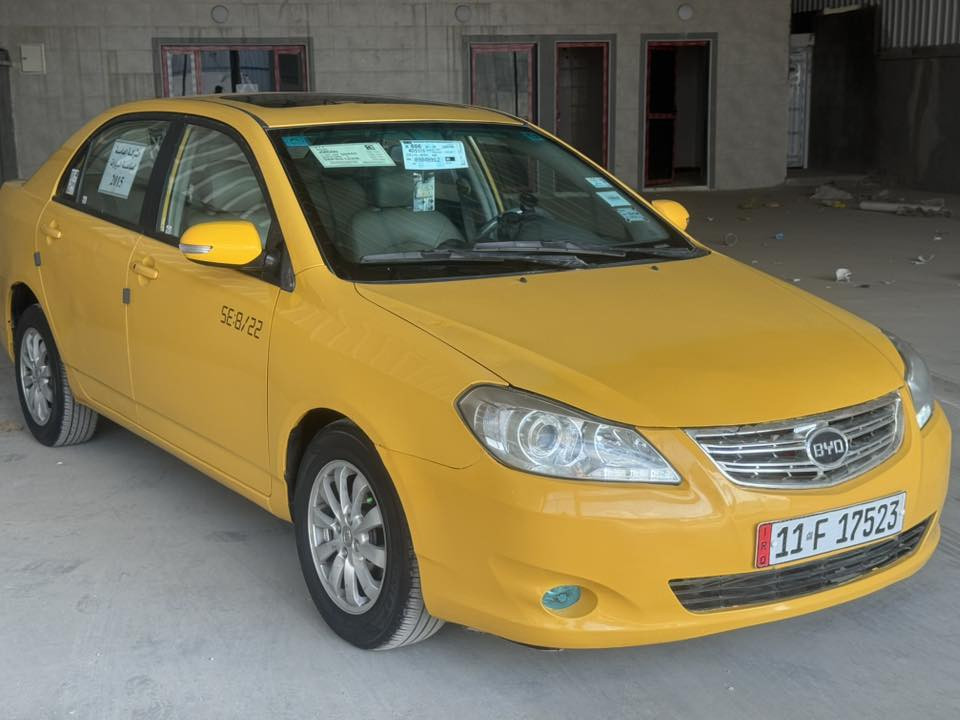 بي وايدي
موديل 2015
مكفوله من الصبغ والتبديل 
كير مكينه مكفولات 
صدر امامي خلفي جديد 
تخم تاير جديد 
تبريد ثلج
هيئه وسنويه جديد 
رقم إنكليزي الجديد 
العنوآن بغداد 
مدينه الصدر 
الاستفسار 
***********
