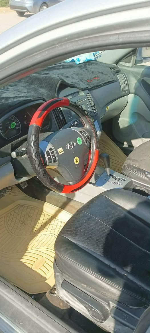 سلام عليكم للبيع افانتي مكصوص مامسجل مديل 2009 سياره كير محرك شرط صدر جديد تخم تايرات جديد تبريد ثلج تدفئه نار 🔥 سياره جاهزه من كولشي الكشر شوف العين يبري الذمه مكان السياره صلاح الدين العلم السعر 37 وبيها مجال شي بسيط الاستفسار اتصل ***********
