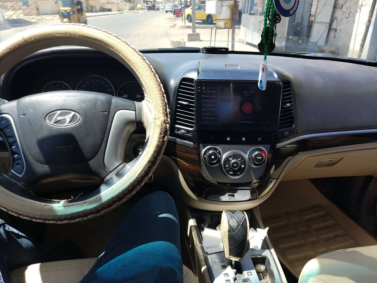 سنتافي ١٢ خليجي
سته سلندر)(3500)v6فول سبعه راكب رقم بغداد الجديد باسمي حتى عام 2029
كامرة دوارة اشاير بالمري شفط تبريد ثلج 
تحكم استيرن
وبعد مواصفات Km199400
السعر170 وبيها مجال قليل
مكان السيارة ميسان العماره 
للتواصل *********** 
*********** واتساب بيع فقط
