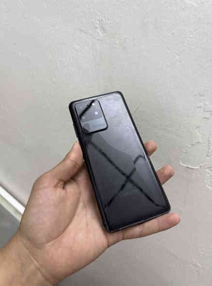 سلام عليكم 
S20 Ultra 5g 
فقط الضهر مستبدل ومفطور الجهاز كل عيب مابي شرط الفحص 
ذاكرة 128 
رام 12 
الجهاز اوربي تك سمكارت 
*********** كركوك
