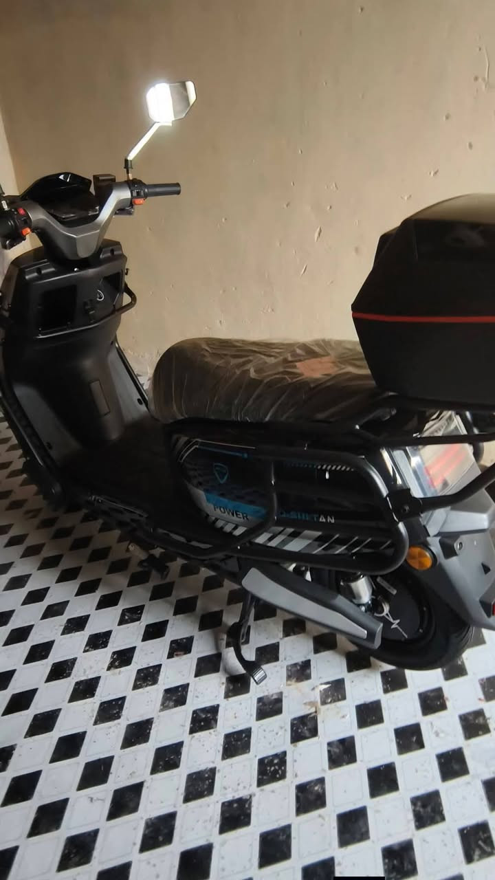 اسلام عليكم دراجه زيرو للبيع ما ماشيه قليل شراي تعال خاص وتددلل اشعر مناسب تفوتك


**إذا كنت صاحب هذا الإعلان وتريد حذفه لأي سبب، رجاءا أرسل رسالة إلى الدعم الفني**