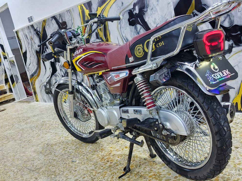 دراجة تايكر موديل 2025مكفولة كفاله عامة دراجة مصالهة هواي من طالعة من وكالة أو راق اصولي 
سعر 750مكاني بابل قضاء القاسم 
رقمي***********
