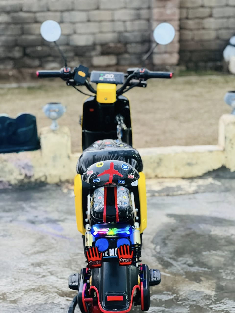 السلام عليكم ماطور شحن كلشي شغال السعر ٥٠٠ وبي مجال التواصل على الرقم ***********
