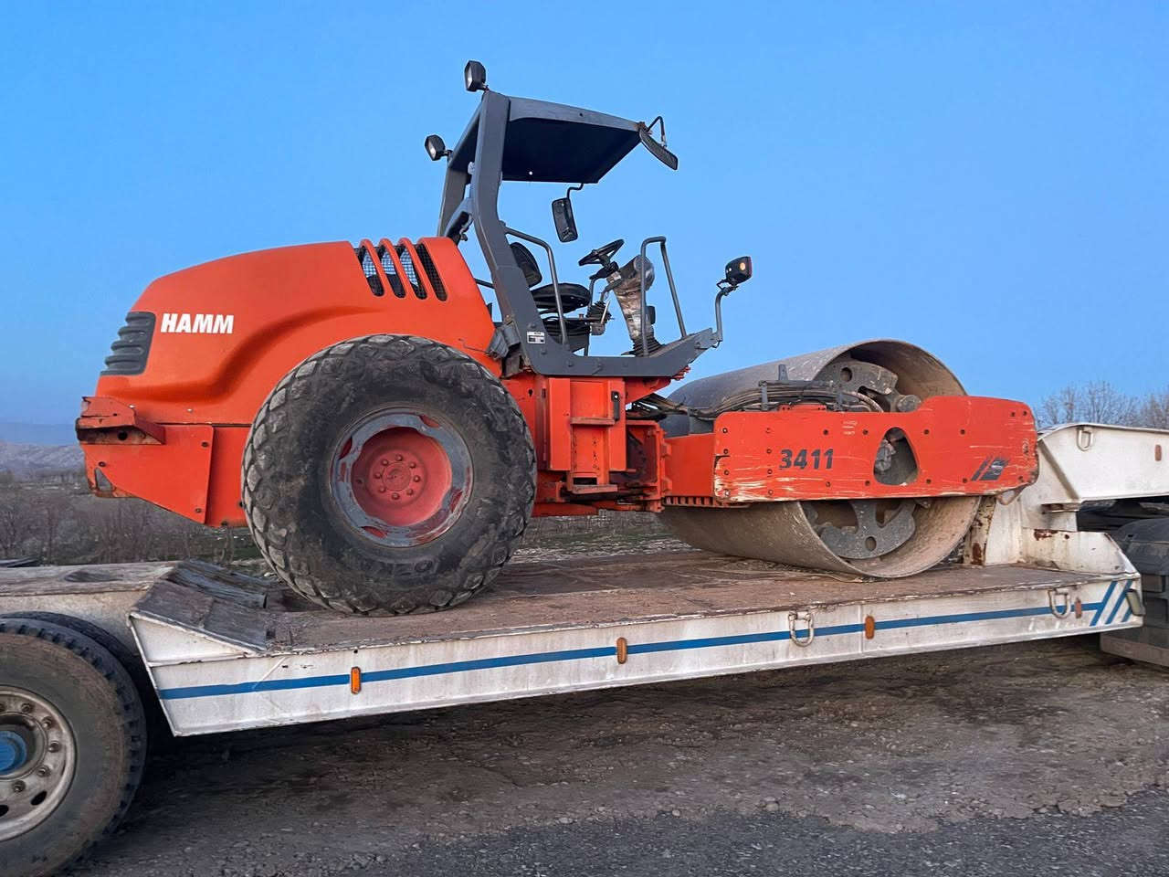 سلام عليكم حادلة هام  2006 اضلاف بلادي ثلاث قطع واستيل محرك وپمات كلة بشرط منفيست شمالي مزيد من تفاصل اتصال هاتفي وات ساب ***********(***********
