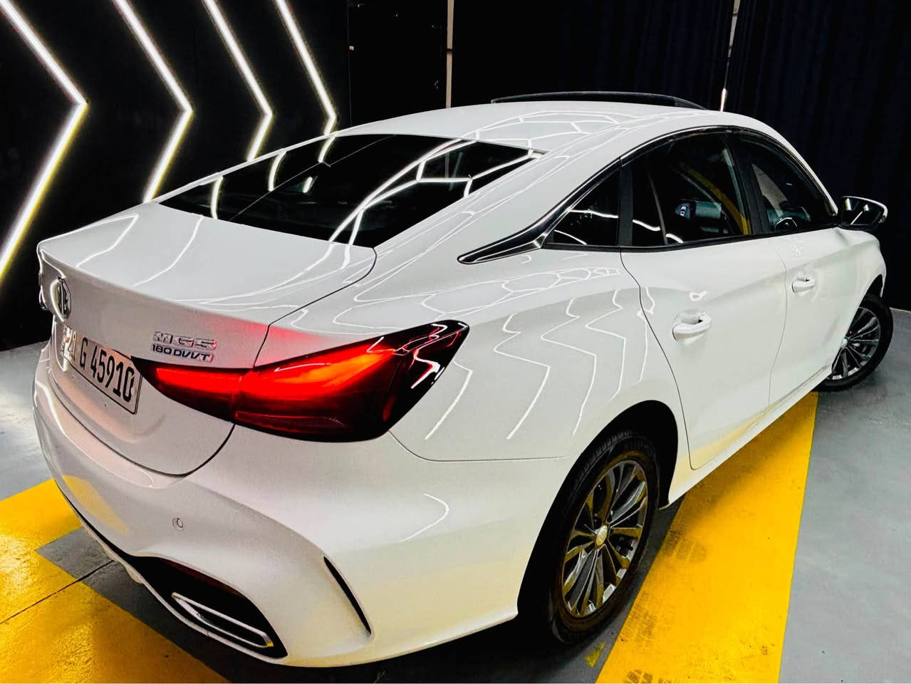 MG,GT 2025 , 20KM
فـول مواصەفات ، گێڕ تۆماتیک ، سلاید ، 5 کامێرا ،
کلین بێ بۆیاخ یەک پەنجە pdr هەیە نابیندرێ بە چاو
دەعامی پێشەوە یەک قەڵەم کاری هەیە ، 20 کم
تەحویل و غەرامە بەشەرت ، ناو گاعی تێ گیراوە
سعری خوار هەموو بازاڕ ، 121 $ قفڵ .
ژ.م ***********
ناونیشان ، سلێمانی ناوەند . السليمانية, العراق
