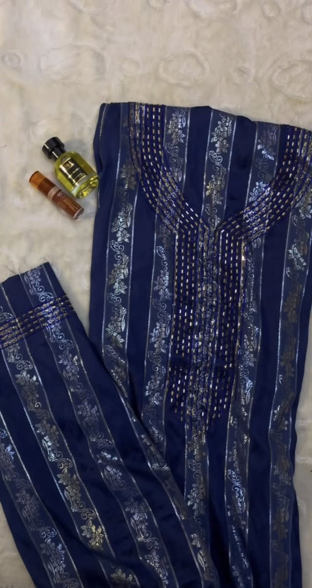 مخاور مخطط اخر قطعتين حرير ملكي VIP


**إذا كنت صاحب هذا الإعلان وتريد حذفه لأي سبب، رجاءا أرسل رسالة إلى الدعم الفني**