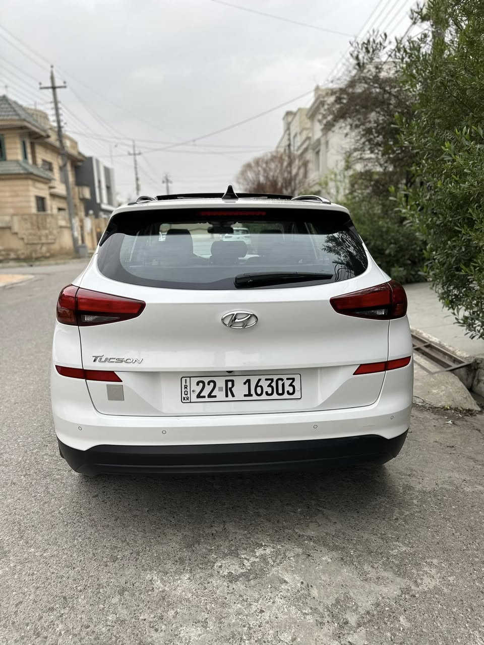 سلام عليكم توسان 2020 رقم اربيل بإسمي 
السياره فول مواصفات 
بنوراما 
بصمه 
كشنات كهرباء 
كشنات تدفئه 
السياره مكفوله كفاله عامه من الصبغ والتبديل عدى شخط بالباب 
السعر 225 وبيها مجال بسيط
مكان السياره اربيل 
رقم ***********
***********
