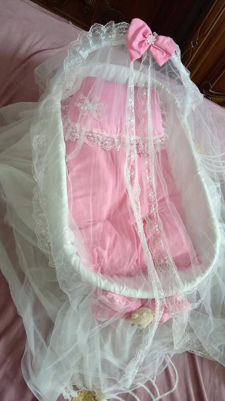 كركوت طفل الواحد ب٣٠ قفل استعمال اقل شهر  جدا نضيفات والله مكان حله 
سبب البيع اشتريت جربايه طفل حجم كبير.


**إذا كنت صاحب هذا الإعلان وتريد حذفه لأي سبب، رجاءا أرسل رسالة إلى الدعم الفني**