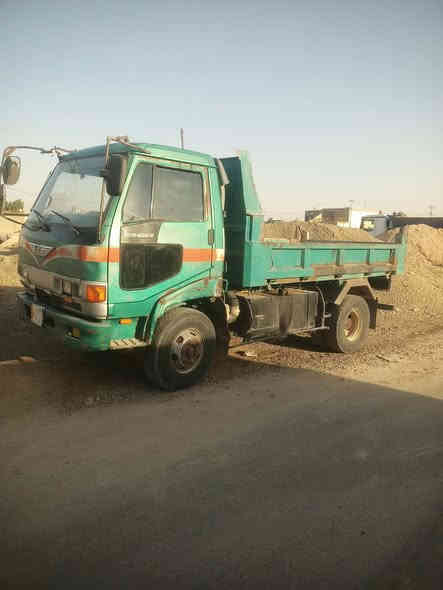 سلام عليكم هينو قلاب 4طن رقم انكليزي نجف باقي بس استلم لوحات سنويه لل 2030 سياره جاهزة لشغل شرط تحويل شاصي مكفول مكينه مكان ديوانيه سعر 77وبيها مجال حك جيه  ***********
