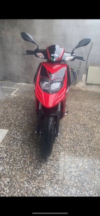 دراجة ابريليا ايطالي مرقم بأسمي موديل 24 ماشية 3 الف جديدة بوضع الشركة...