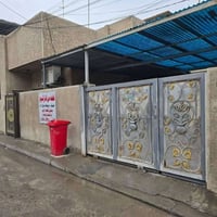 الدار للبيع يتكون من ثلاث مشتملات 🏘️ غير مفصولة المساحة 240 الواجهة 12...