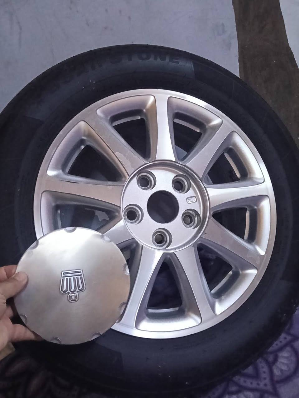 ويل نجمه مع تخم تاير تفصيخ 450بي مجال بسيط 
***********
