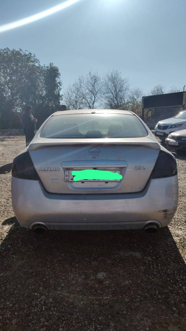 السلام عليكم التيمه موديل ٢٠٠٩ رقم بغداد بسمنه تحويل ثاني يوم صبغ بابين بدون دواخل  مكان ديالى للستفسار ***********
